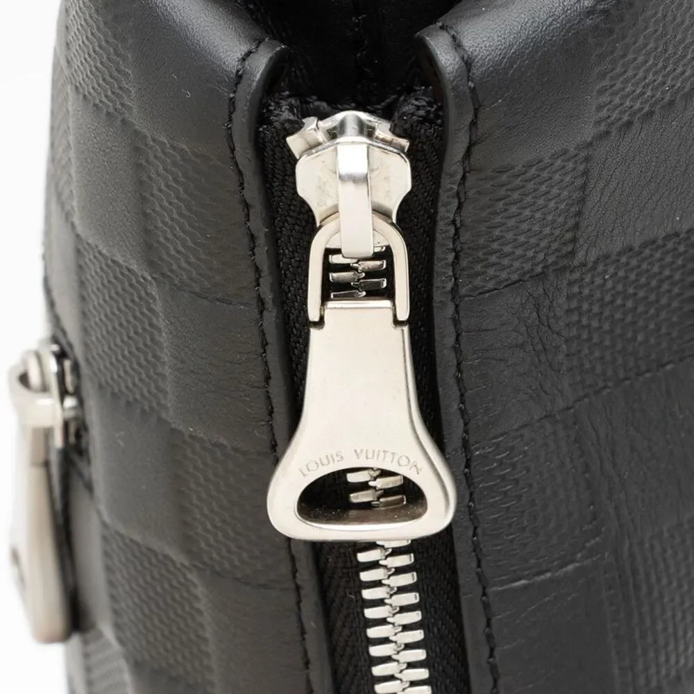 Louis Vuitton Damier Infini Discovery PM Messenger